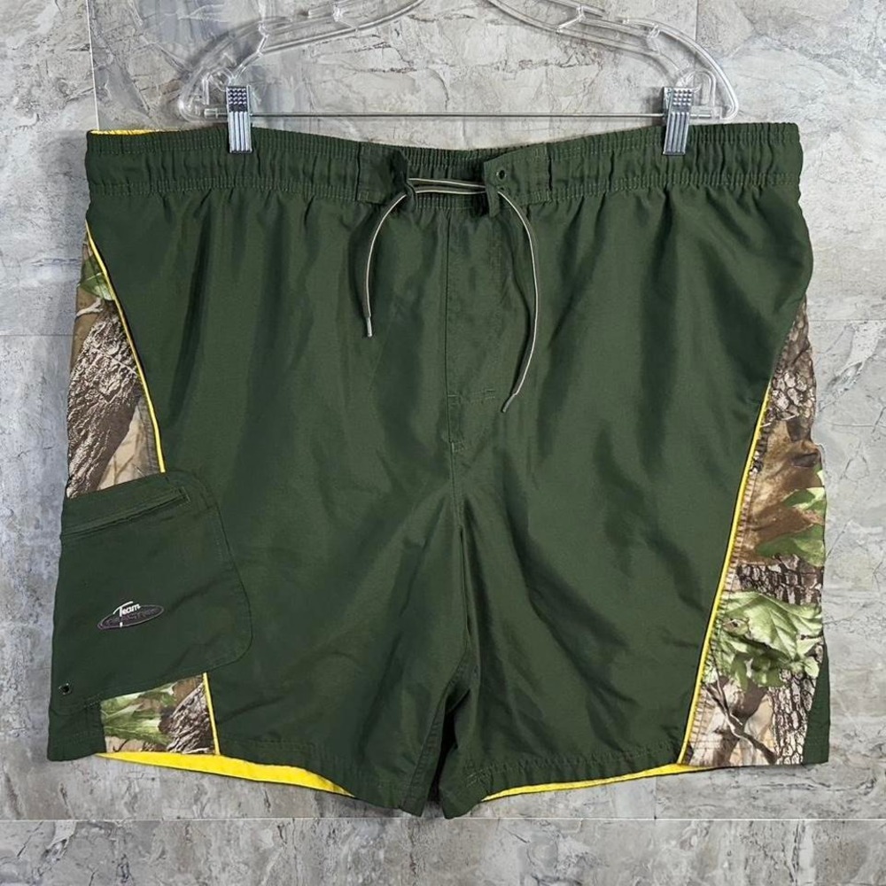 Team‎ Realtree green camo swim trunks Mens Size XL #outdoors #camouflage #summer